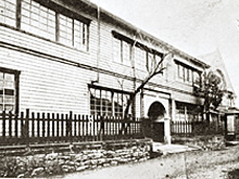 Photo:The main building of the Nippon Institute of Dentistry, 1909